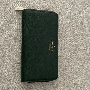Kate Spade forest green Large Continental Wallet